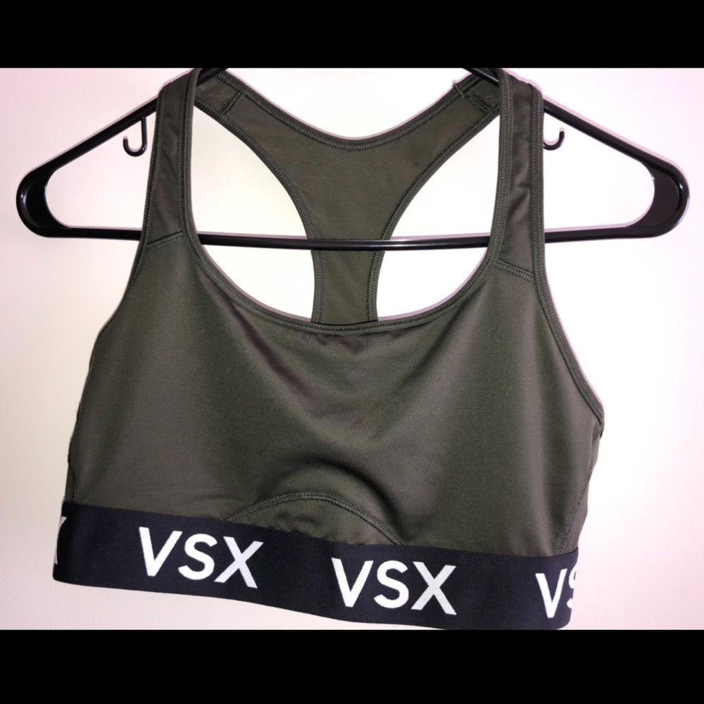 NWOT - Victoria’s Secret sports bra
